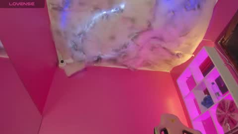 ZEPHYRA ANGELS online show from 11.15.25