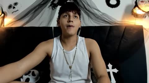 zeusapollofuck online show from 10.15.25