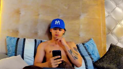 Snapshot of zeusjeff chatting on 01.07.25 zeus online show from 01.07.25