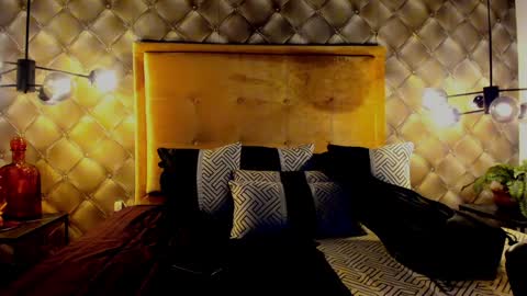 Snapshot of zeusjeff chatting on 01.18.25 zeus online show from 01.18.25