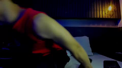 Snapshot of zeusjeff chatting on 02.09.25 zeus online show from 02.09.25