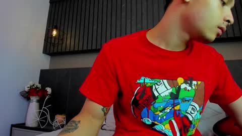 Snapshot of zeusjeff chatting on 02.10.25 zeus online show from 02.10.25