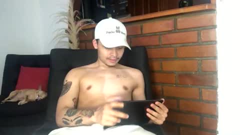 Snapshot of zeusjeff chatting on 09.23.25 zeus online show from 09.23.25