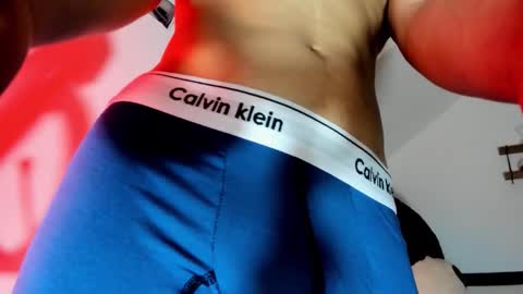 Snapshot of zeusjeff chatting on 11.28.25 zeus online show from 11.28.25