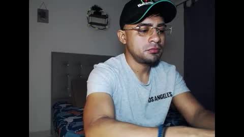 zeussexyhot online show from 05.18.26