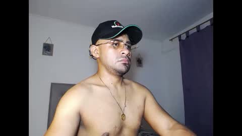 zeussexyhot online show from 05.19.26