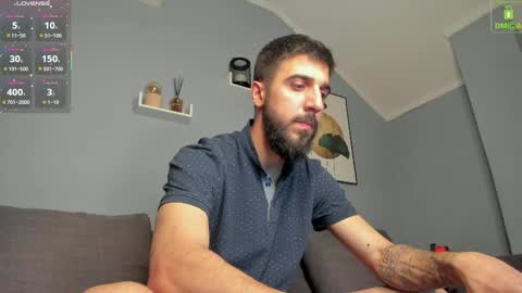 Snapshot of zeyn_edwards chatting on 05.31.26 ZEYN online show from 05.31.26