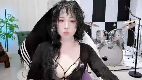 zhen online show from 09.09.25