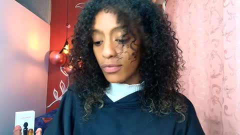 Zia Green online show from 01.25.25