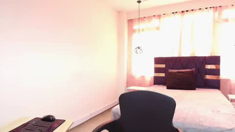 Zia Green online show from 02.03.25