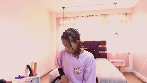 Zia Green online show from 02.05.25