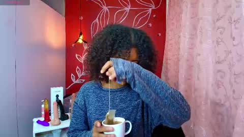 Zia Green online show from 03.04.25