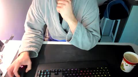 Snapshot of ziemlichflutschig chatting on 01.05.25 ziemlichflutschig online show from 01.05.25