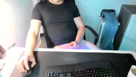 Snapshot of ziemlichflutschig chatting on 01.08.25 ziemlichflutschig online show from 01.08.25