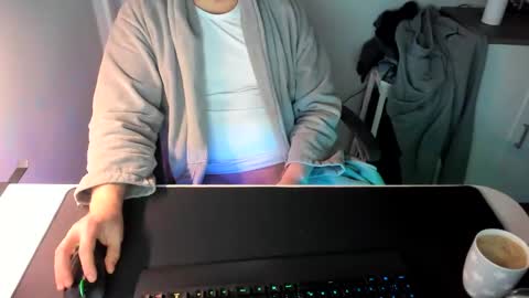 Snapshot of ziemlichflutschig chatting on 02.05.25 ziemlichflutschig online show from 02.05.25