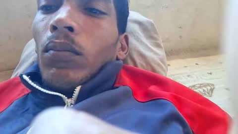 Zinedine online show from 04.12.26