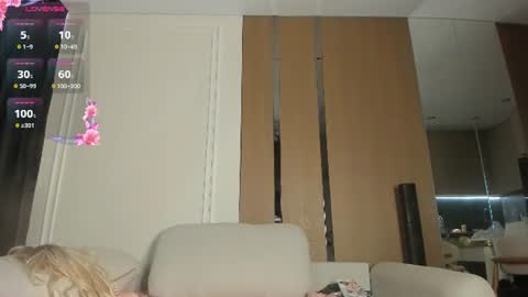 zirael_swan online show from 07.11.26