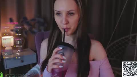 Zlata  Mon Tue Thu Fri Sun Sa GMT 3 0000pm - 0600pm  online show from 06.18.26