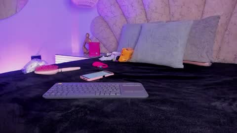 Snapshot of zoe_blosson chatting on 05.26.26 zoe_blosson online show from 05.26.26
