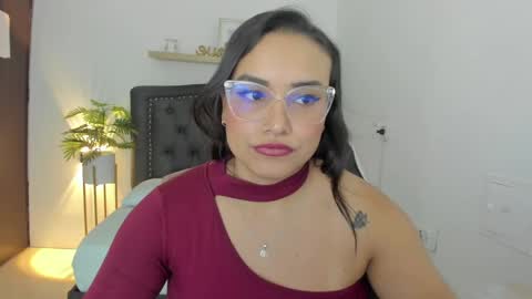 Snapshot of zoe_danae_ chatting on 02.14.25 Zoe online show from 02.14.25