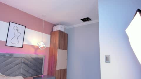 zoe_henderson online show from 02.19.26