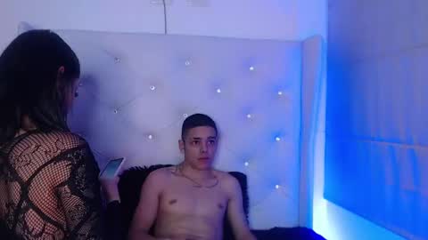 Snapshot of zoe_kravitx chatting on 11.12.25 CAMILA online show from 11.12.25