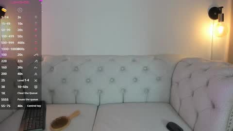 Zoe  online show from 11.15.25