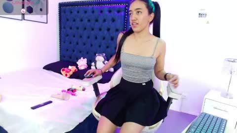 zoe  online show from 05.20.26