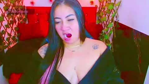 zoe_naughty22 online show from 06.10.26