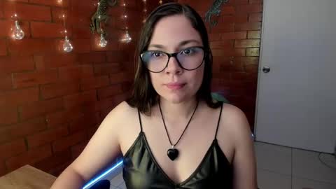 Zoe  online show from 02.26.25