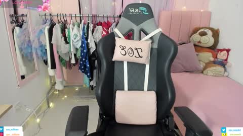 zoe_sullivan_ online show from 02.03.26