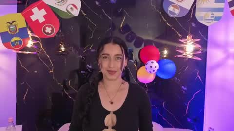 zoee online show from 07.10.26