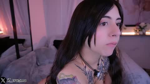 Snapshot of zoee_cruz chatting on 04.25.26 Camila online show from 04.25.26