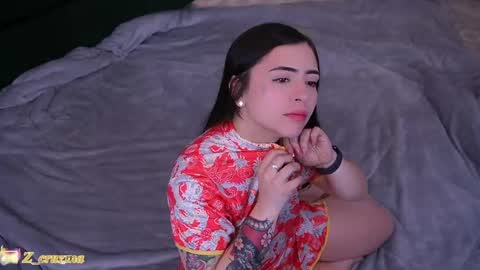 Snapshot of zoee_cruz chatting on 05.19.26 Camila online show from 05.19.26