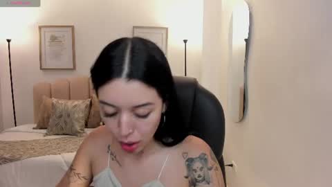 Snapshot of zoee_jackson chatting on 07.06.26 zoee jackson online show from 07.06.26