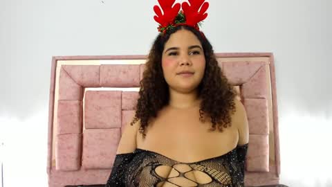 zoee online show from 12.18.24