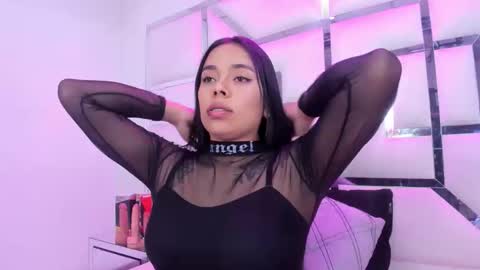 Snapshot of zoeswanx chatting on 02.01.26 ZoeSwam online show from 02.01.26