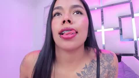 Snapshot of zoeswanx chatting on 02.07.26 ZoeSwam online show from 02.07.26