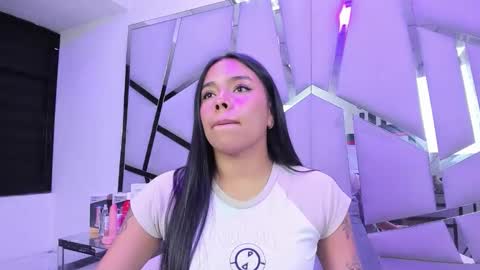 Snapshot of zoeswanx chatting on 02.09.26 ZoeSwam online show from 02.09.26