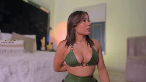 zoevidal_ online show from 09.24.25