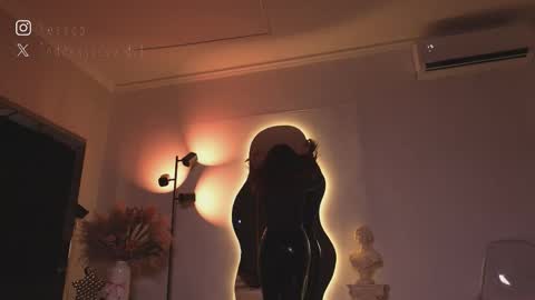 zoevidal_ online show from 03.29.26