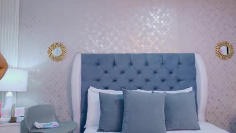 ZoeWilliis online show from 05.28.26
