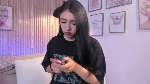Snapshot of zoey_monroe_ chatting on 04.14.26 Zoey online show from 04.14.26
