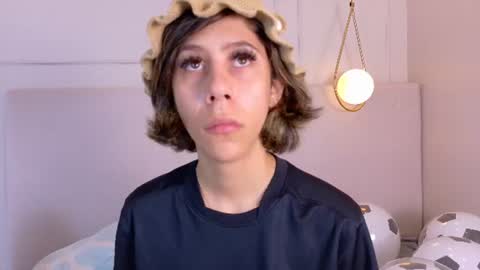 Zoey online show from 07.10.26