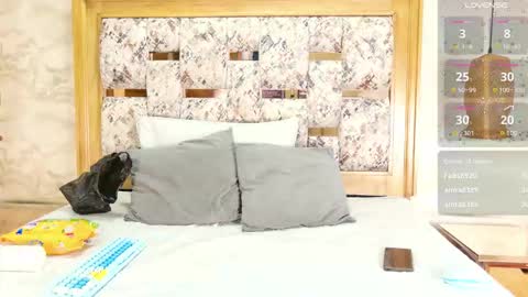 zoley  online show from 11.09.25