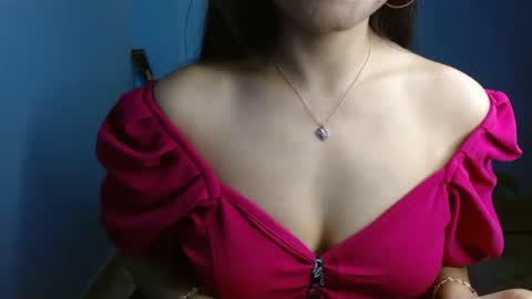 Snapshot of zonayesha chatting on 03.07.25 Zona online show from 03.07.25