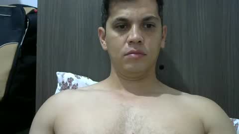 Snapshot of zoro_00 chatting on 12.02.25 zoro_00 online show from 12.02.25