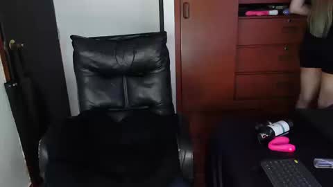 zpzphot online show from 09.23.25