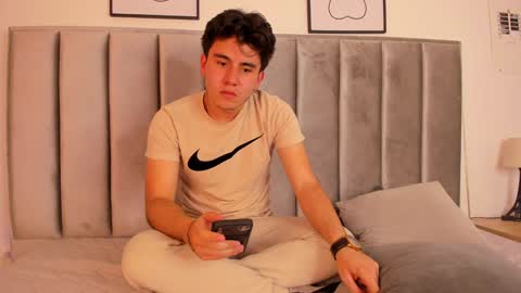 Zuky  Yakihiro online show from 12.23.24