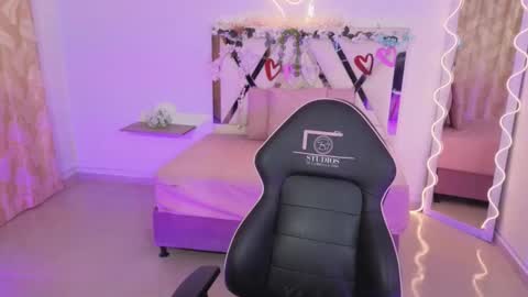 ZURY   online show from 11.06.25